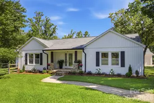 10814 Moores Chapel Rd, Charlotte, NC 28214 - Photo 2