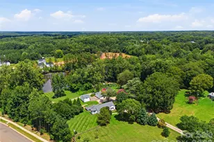 10814 Moores Chapel Rd, Charlotte, NC 28214 - Photo 48