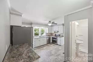 10814 Moores Chapel Rd, Charlotte, NC 28214 - Photo 6