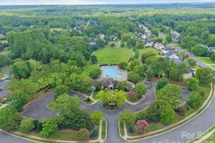 1607 Crestgate Dr, Waxhaw, NC 28173 - Photo 32