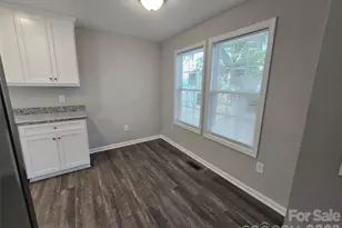 209 W Roswell St, Troy, NC 27371 - Photo 4