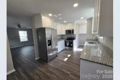 209 W Roswell Street, Troy, NC 27371 - Photo 6