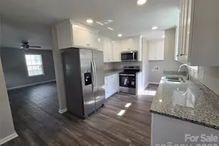 209 W Roswell St, Troy, NC 27371 - Photo 6