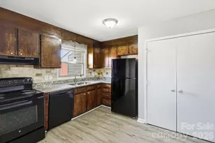 1501 Whisnant St, Charlotte, NC 28206 - Photo 6