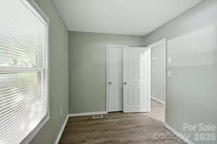 1501 Whisnant St, Charlotte, NC 28206 - Photo 4