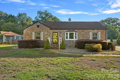 2561 Lumina Avenue, Charlotte, NC 28208 - Photo 2