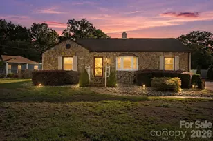 2561 Lumina Ave, Charlotte, NC 28208 - Photo 1