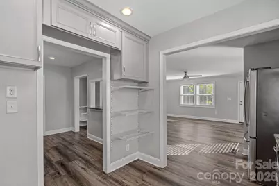 2561 Lumina Avenue, Charlotte, NC 28208 - Photo 12