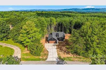 1035 Hawksbill Drive, Morganton, NC 28655 - Photo 24