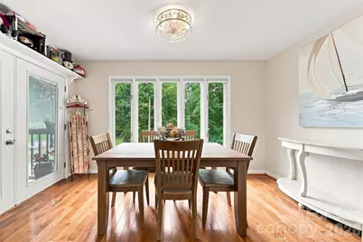 1007 21st Avenue NE, Hickory, NC 28601 - Photo 12