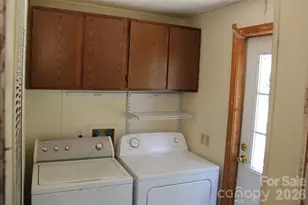 177 Hallmark Ests Dr, Statesville, NC 28625 - Photo 14