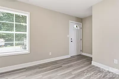 412 E McLelland Avenue, Mooresville, NC 28115 - Photo 4