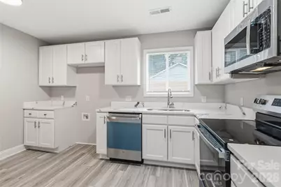 412 E McLelland Avenue, Mooresville, NC 28115 - Photo 8