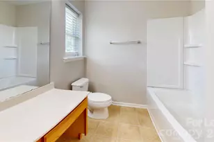 10131 Ballyclare Ct, Charlotte, NC 28213 - Photo 24