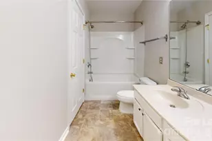 10131 Ballyclare Ct, Charlotte, NC 28213 - Photo 14