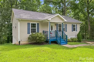 1019 Mountain Dr, Candler, NC 28715 - Photo 2