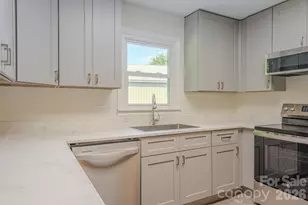 8525 US 25/70 Hwy, Marshall, NC 28753 - Photo 14