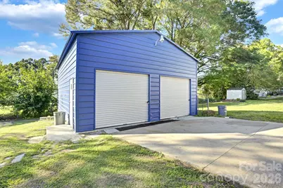 304 Misenheimer Drive NW, Concord, NC 28025 - Photo 2