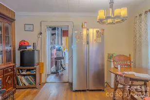 24 Timothy St, Asheville, NC 28801 - Photo 8