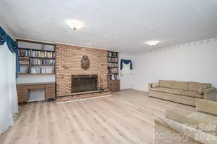 2542 E Nc 10 Hwy, Conover, NC 28613 - Photo 6