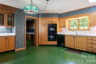25 E Forest Road, Asheville, NC 28803 - Photo 6