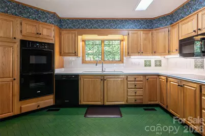 25 E Forest Road, Asheville, NC 28803 - Photo 8
