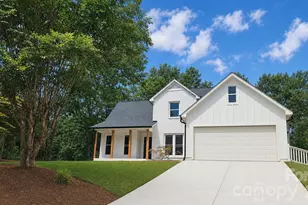 13121 Graymist Dr, Charlotte, NC 28215 - Photo 1