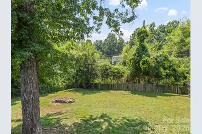 1909 Arlington Place, Hendersonville, NC 28791 - Photo 8