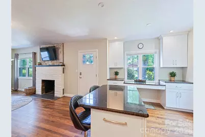 1909 Arlington Place, Hendersonville, NC 28791 - Photo 18