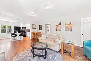 1909 Arlington Pl, Hendersonville, NC 28791 - Photo 10