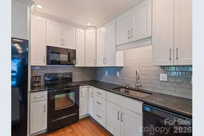 1909 Arlington Place, Hendersonville, NC 28791 - Photo 16