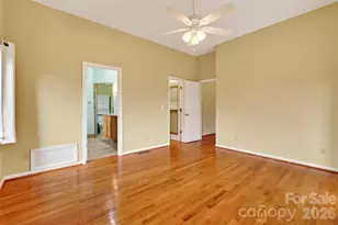 16 Spring Hollow Cir, Asheville, NC 28805 - Photo 18