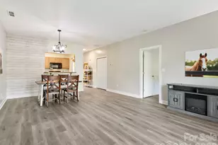 93 Foxden Dr, Fletcher, NC 28732 - Photo 4