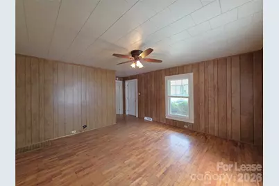 215 College Street, Mooresville, NC 28115 - Photo 2