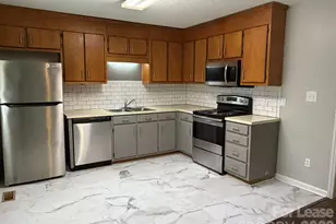 642 Pee Dee Ave, Albemarle, NC 28001 - Photo 4