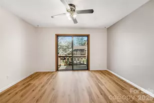 521 Courtwood Ln, Hendersonville, NC 28739 - Photo 6