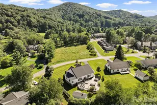 394 Kellwood Dr, Boone, NC 28607 - Photo 4