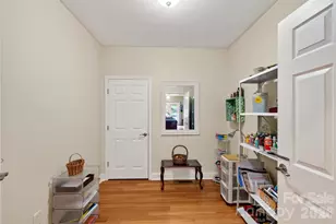 600 N Skyloft Dr, Asheville, NC 28801 - Photo 14