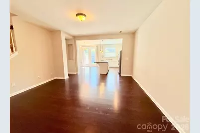5658 Stonewells Drive, Charlotte, NC 28278 - Photo 4