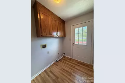 869 Crystal Springs Drive, Lincolnton, NC 28092 - Photo 4
