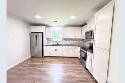 10244 Gloman Court, Charlotte, NC 28227 - Photo 6