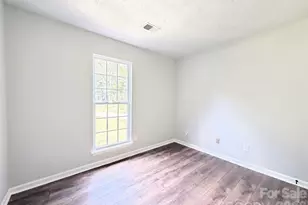 10244 Gloman Ct, Charlotte, NC 28227 - Photo 8