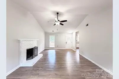 10244 Gloman Court, Charlotte, NC 28227 - Photo 12