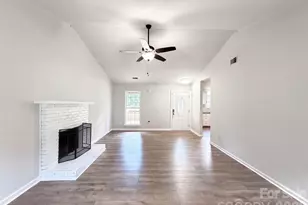 10244 Gloman Ct, Charlotte, NC 28227 - Photo 12