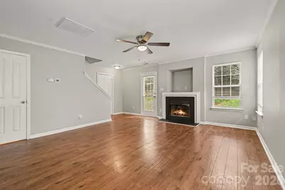 2877 Oasis Lane, Charlotte, NC 28214 - Photo 4