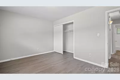 4926 Malibu Drive, Charlotte, NC 28215 - Photo 20