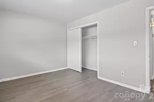 4926 Malibu Dr, Charlotte, NC 28215 - Photo 20