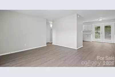 4926 Malibu Drive, Charlotte, NC 28215 - Photo 8