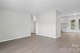 4926 Malibu Dr, Charlotte, NC 28215 - Photo 8