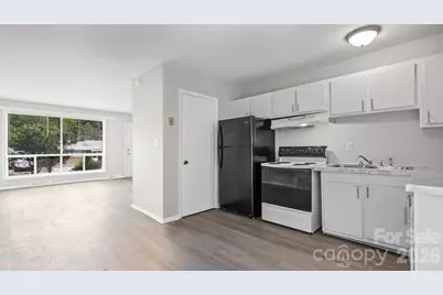 4926 Malibu Drive, Charlotte, NC 28215 - Photo 14